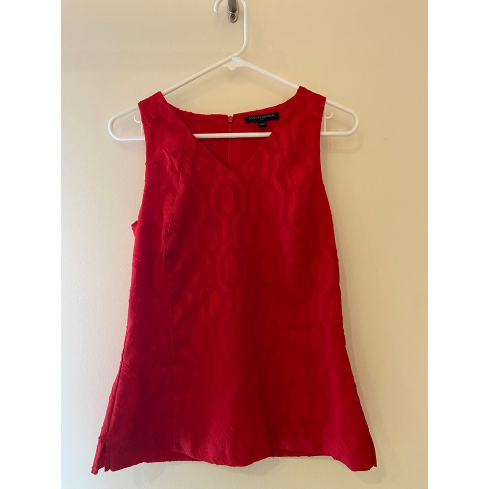 Banana republic sleeveless blouse